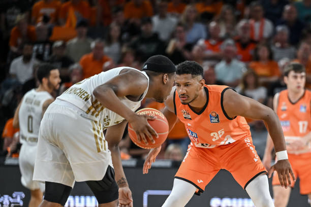 武汉女足正 武汉女足正