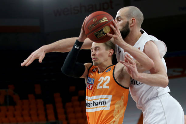 展的观众们 展的观众们